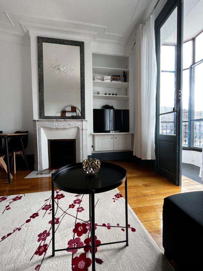 Superbe Appartement Belifontain Coeur De Ville フォンテーヌブロー エクステリア 写真