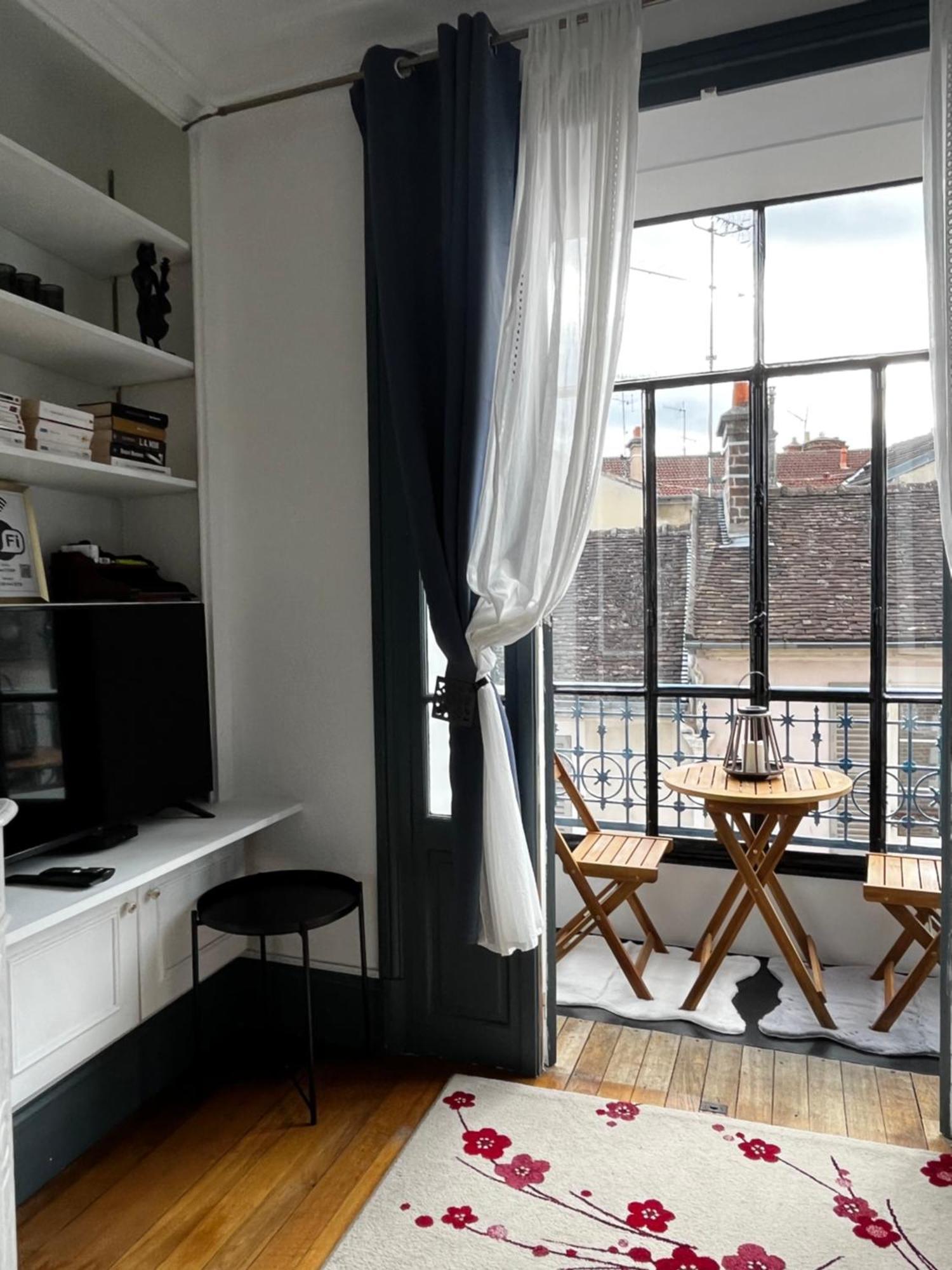 Superbe Appartement Belifontain Coeur De Ville フォンテーヌブロー エクステリア 写真